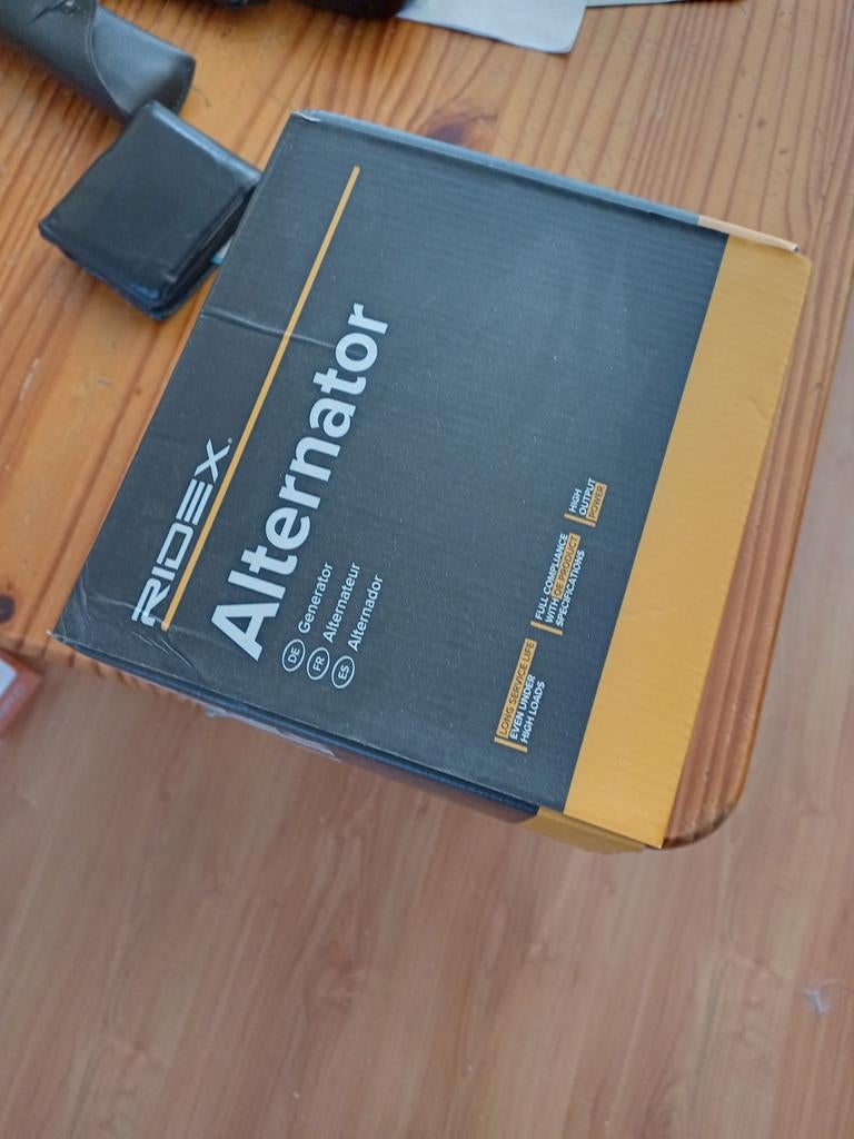 Dynamo VW Transporter T5 - Nieuw in doos, Auto-onderdelen, Ophalen of Verzenden, Nieuw, Volkswagen