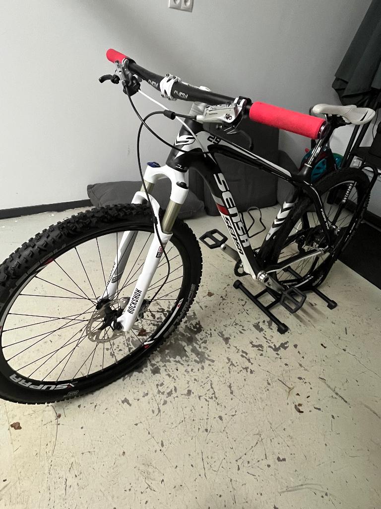 Sensa Fiori TNT Carbon bijna niet gebruikt, Fietsen en Brommers, Fietsen | Mountainbikes en ATB, Hardtail, Heren, 49 tot 53 cm