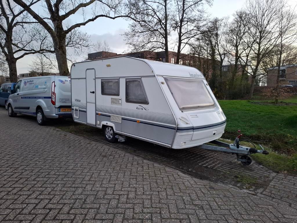 Beyerland 430  tm 1999, Caravans en Kamperen, Vast bed, Rondzit, Particulier, Mover