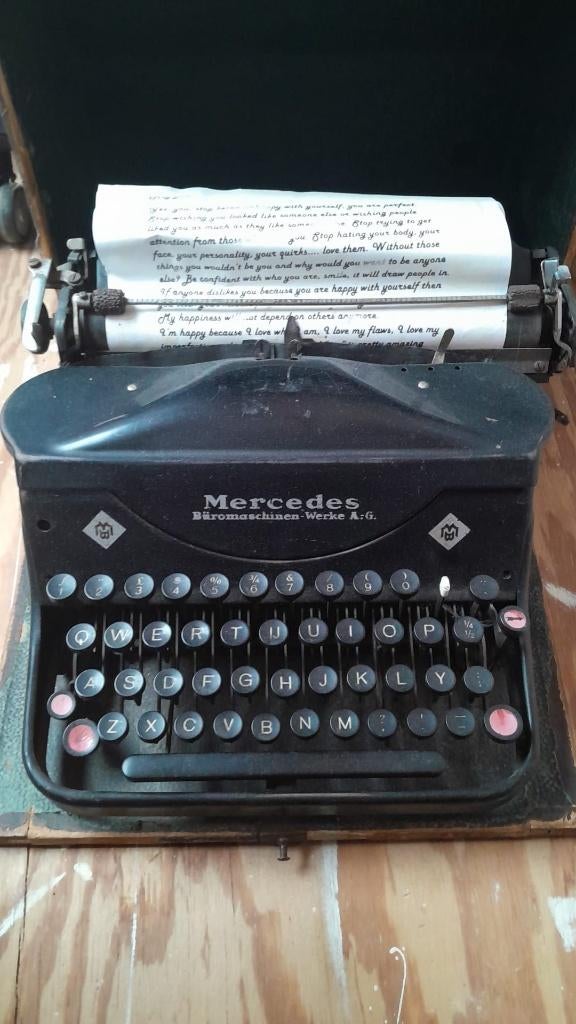 antiek typemachine Mercedes Superba uit 1930, Diversen, Typemachines, Ophalen of Verzenden, Gebruikt