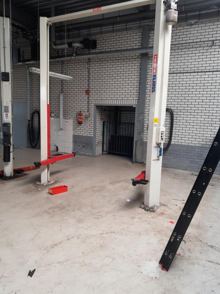 Koni Stertil SK2030 2 koloms hefbrug 3000kg bj07 spec.opname, Auto diversen, Ophalen