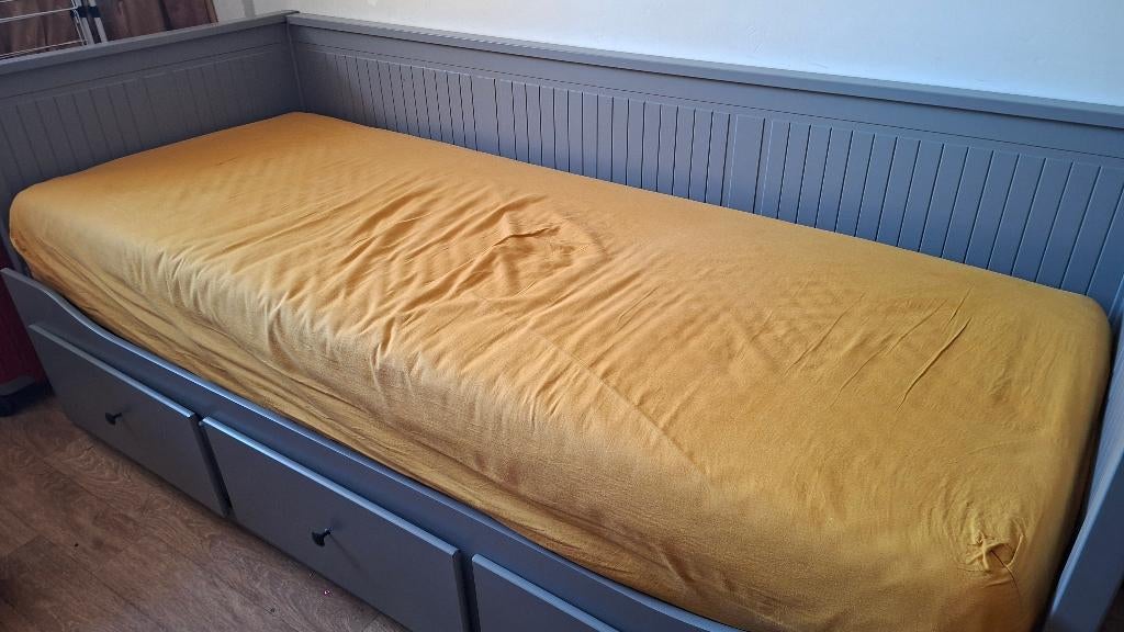 Dubbel bed Ikea, Ophalen, 90 cm, Tweepersoons, Zo goed als nieuw