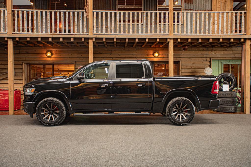 Dodge Ram 1500 5.7 V8 4x4 Crew Cab Laramie LPG | Widebody |, Auto's, Automaat, Gebruikt, 5654 cc, 402 pk
