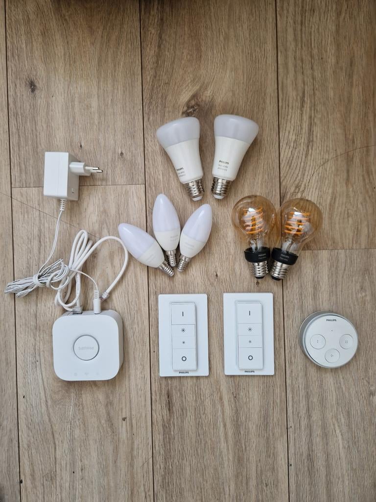 Uitgebreide Philips HUE set lampen bridge accessoires, Ophalen of Verzenden, Minder dan 30 watt, E27 (groot), Led-lamp