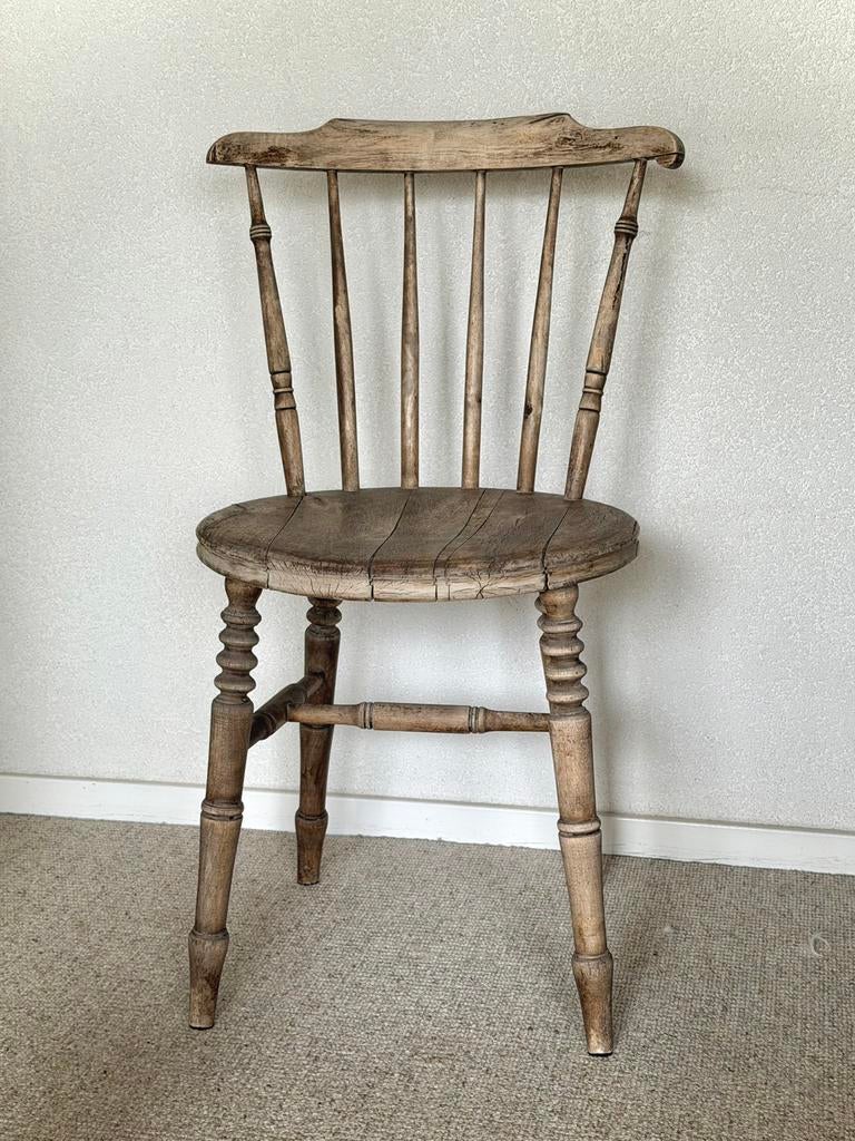 Set van 2 brocante/ landelijke/ vintage houten stoelen, Ophalen