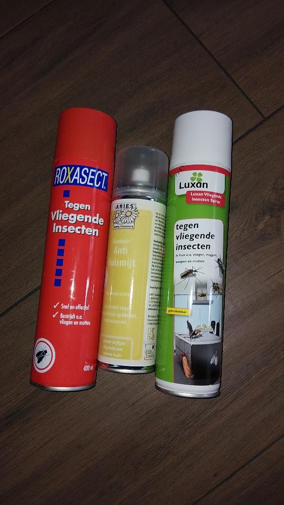 Insectenbestrijdingsmiddel 2 bussen, Ophalen, Zo goed als nieuw, Ongediertebestrijding