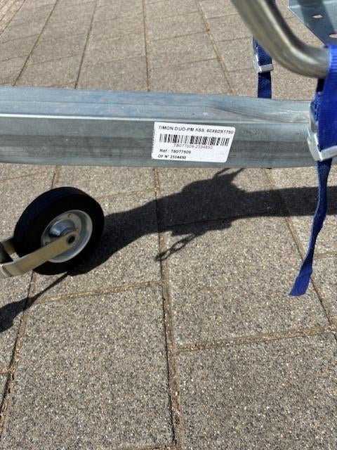 trigano trailer motor aanhanger, Ophalen, Zo goed als nieuw