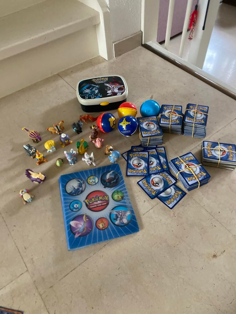 Grote Pokémon verzameling voor de liefhebber!, Ophalen of Verzenden, Gebruikt, Meerdere kaarten