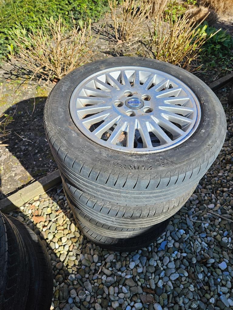 Volvo lichtmetalen velgen + banden, Ophalen, Gebruikt, 16 inch, 205 mm