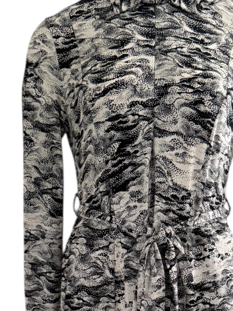 Vanilia jurk S, Zwart, Ophalen of Verzenden, Zo goed als nieuw, Boven de knie