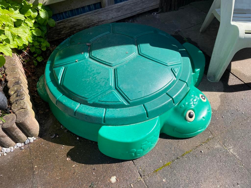 Groene schildpad zandbak met deksel, Ophalen, Gebruikt