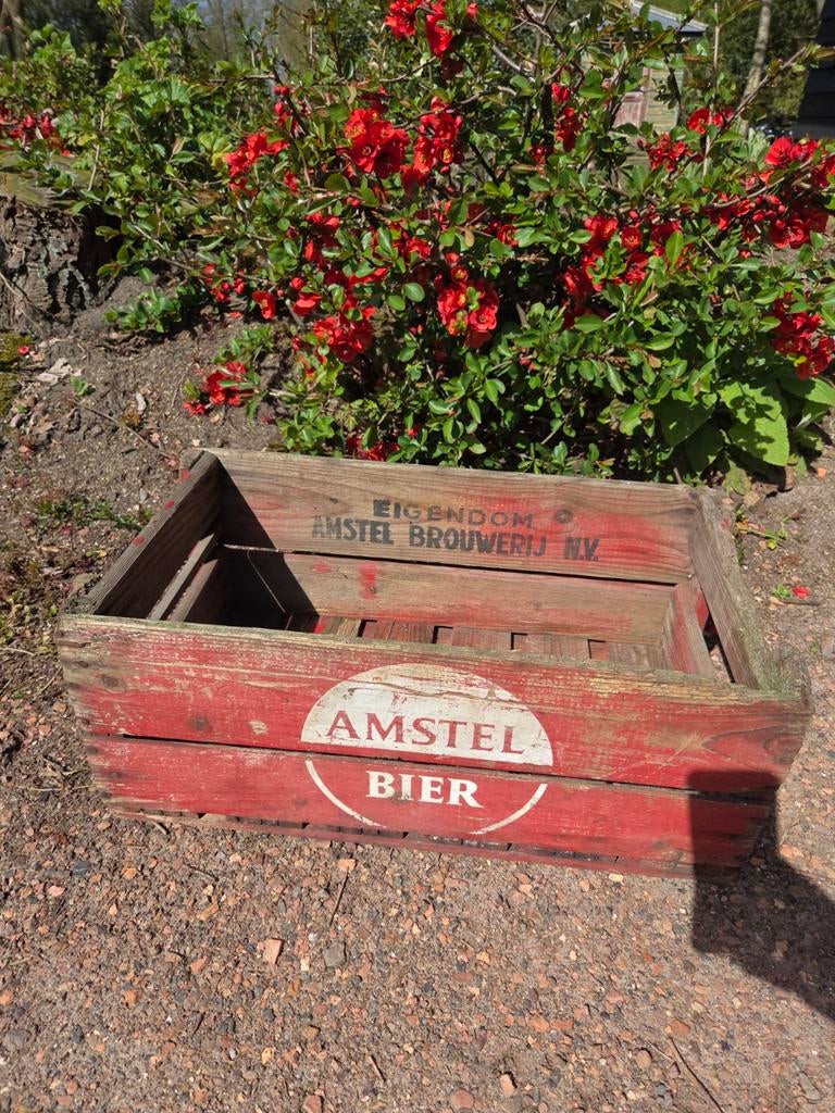 Houten Amstel Bier kistje, Ophalen