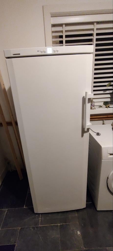 Liebherr Vrieskast NoFrost, 160 cm of meer, Zo goed als nieuw, Ophalen, Vrieskast