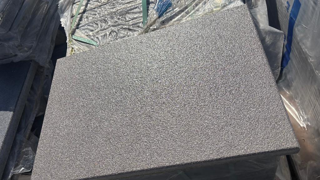 terrastegel licht grijs 60x60x4 Brest gecoat 26m2, Tuin en Terras, Tegels en Klinkers, Nieuw, Terrastegels, Beton, 10 m² of meer