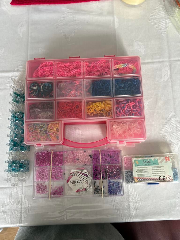 Loom bands en kralen set, Ophalen of Verzenden, Zo goed als nieuw, Overige typen