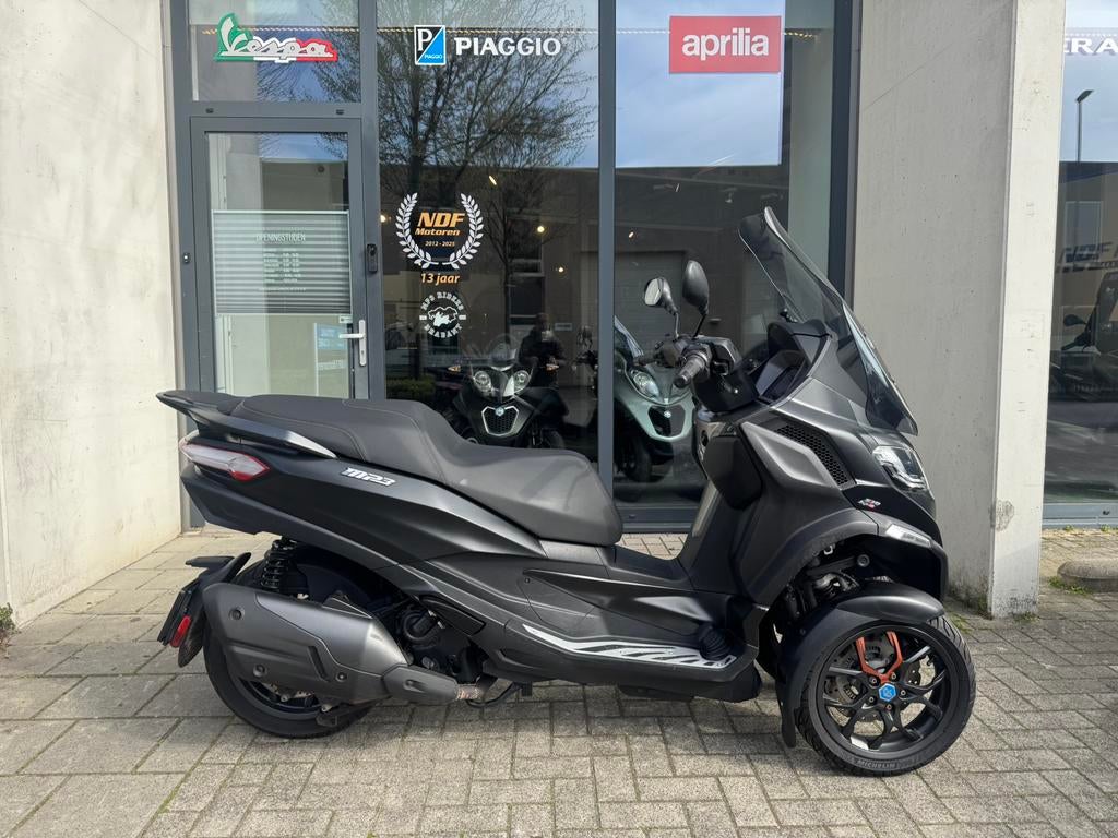 Piaggio mp3 530 abs asr autorijbewijs!!