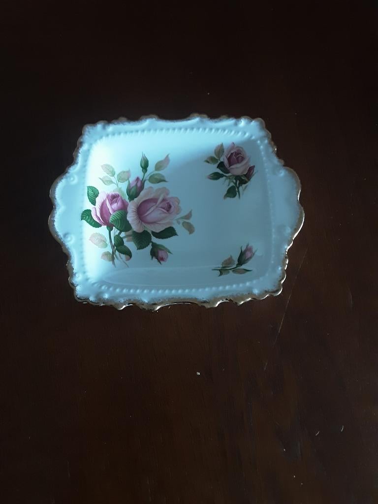 Royal Albert bonbonschaaltje Anniversary Rose, Antiek en Kunst, Ophalen of Verzenden