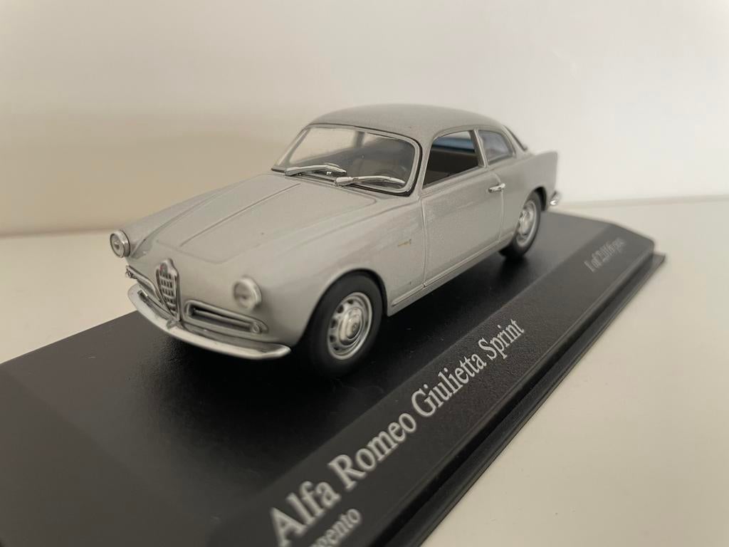 Minichamps Alfa Romeo Giulietta Sprint, Ophalen of Verzenden, Zo goed als nieuw, Auto, MiniChamps