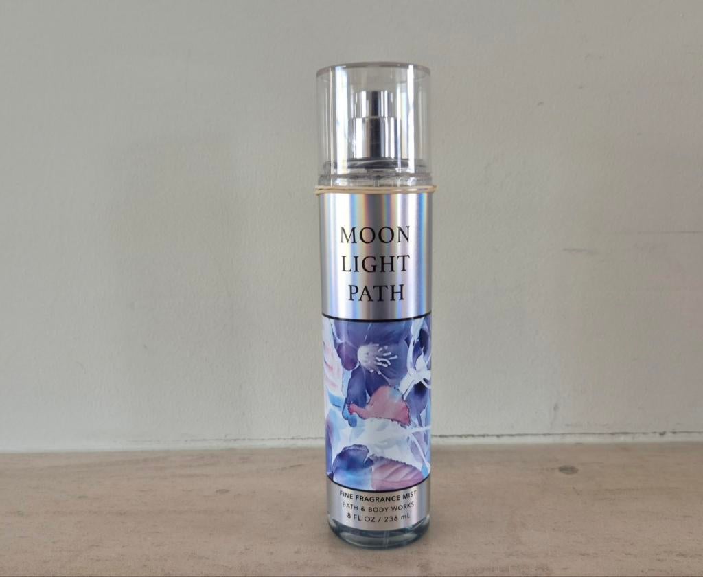 BBW Bodymist | Moonlight Path | Bath & Body Works zgan, Sieraden, Tassen en Uiterlijk, Uiterlijk | Lichaamsverzorging, Ophalen