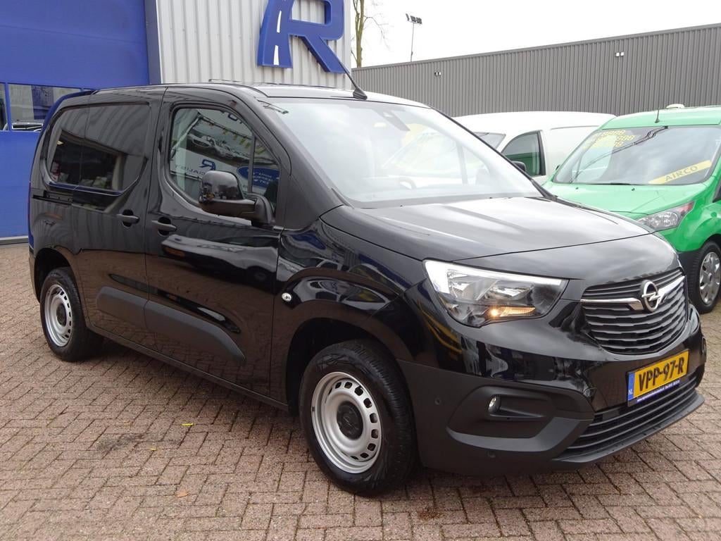 Opel Combo 1.5D L1H1 EU6 3 Zitplaatsen ECC CRUISE CONTROL NA, Voorwielaandrijving, Gebruikt, 4 cilinders, Zwart