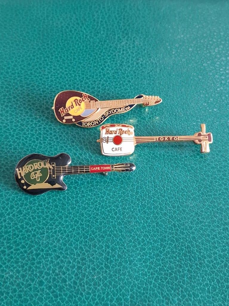 Hard Rock Cafe,  Toronto/Tokyo/Cape Town, zie de 4 foto's, Verzenden, Zo goed als nieuw, Merk, Speldje of Pin