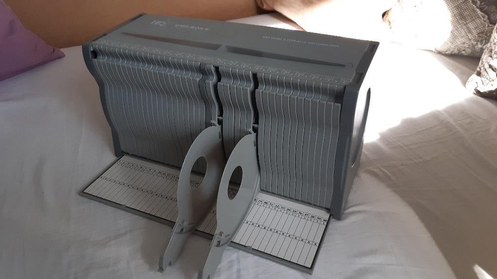 cd rom bewaarbox, Hobby en Vrije tijd, Overige Hobby en Vrije tijd, Ophalen of Verzenden, Zo goed als nieuw