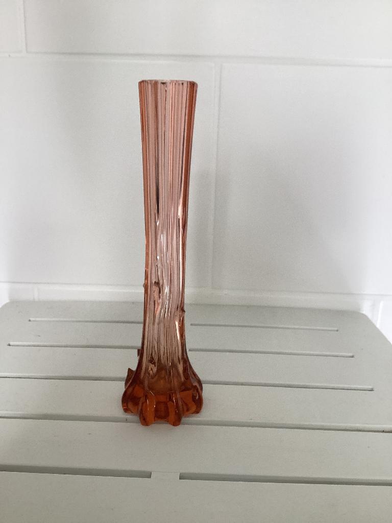 Vintage Vaas (Rosé oranje-aching glas), Antiek en Kunst, Curiosa en Brocante, Ophalen of Verzenden