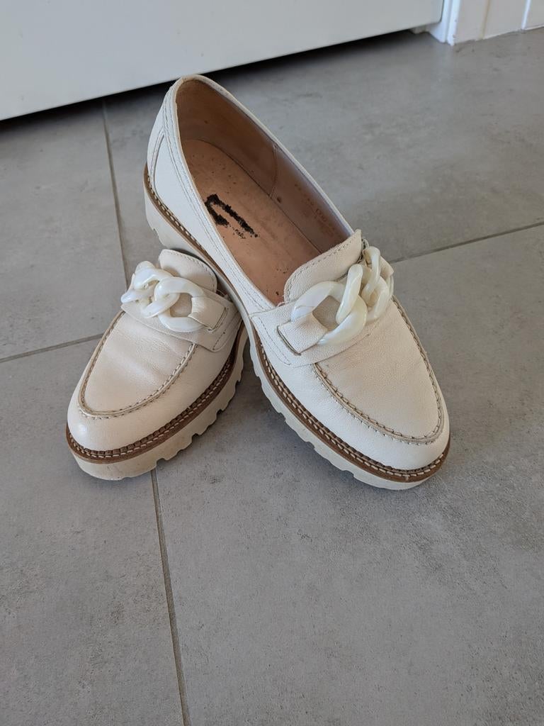 Gabor Loafers - Crème instappers met kettingdetail, Overige kleuren, Instappers, Gabor, Ophalen of Verzenden