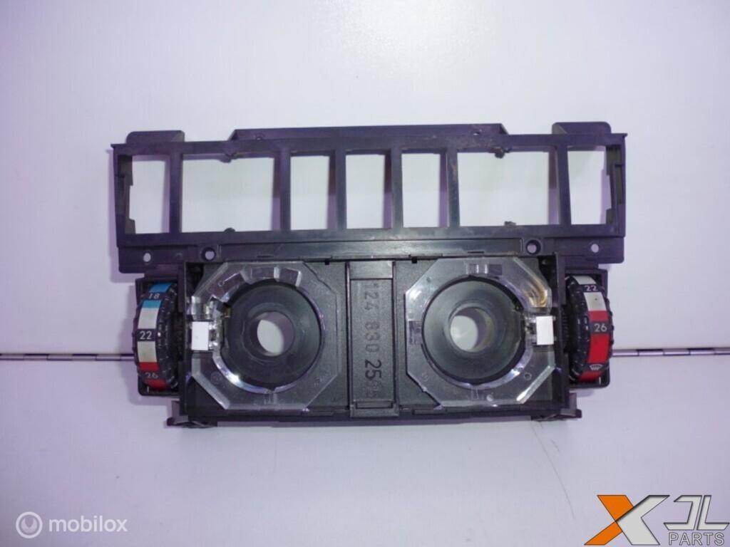 W124 E-KLASSE W124 KACHEL PANEEL A1248302585, Gebruikt, Mercedes-Benz, Ophalen of Verzenden, Mercedes-Benz