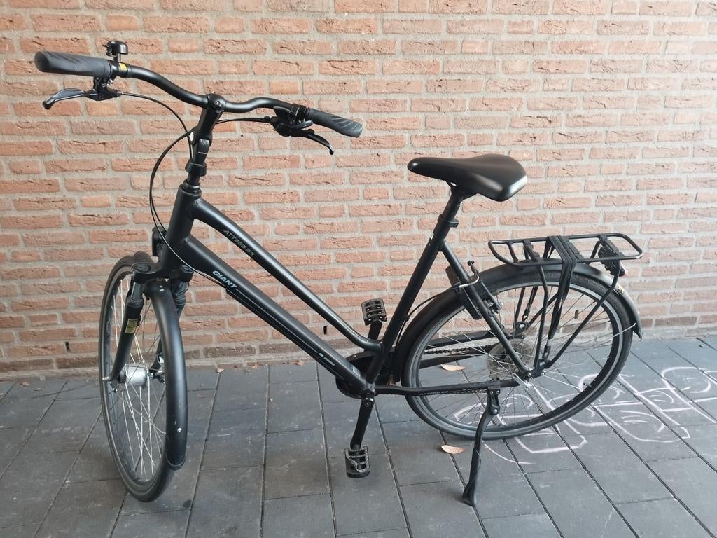 GIANT Attend rs, Fietsen en Brommers, Ophalen, Zo goed als nieuw, Meer dan 20 versnellingen, 56 cm of meer
