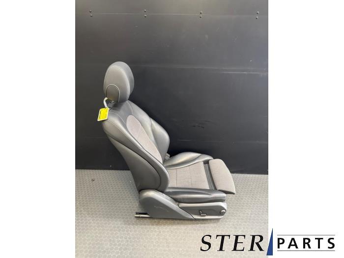 Stoel rechts van een Mercedes C-Klasse, Auto-onderdelen, Interieur en Bekleding, Gebruikt, -, Ophalen of Verzenden, -