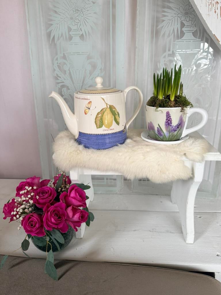 Sarah’s Gardennwedgwood theepot izgst, Ophalen, Zo goed als nieuw, Porselein, Overige typen