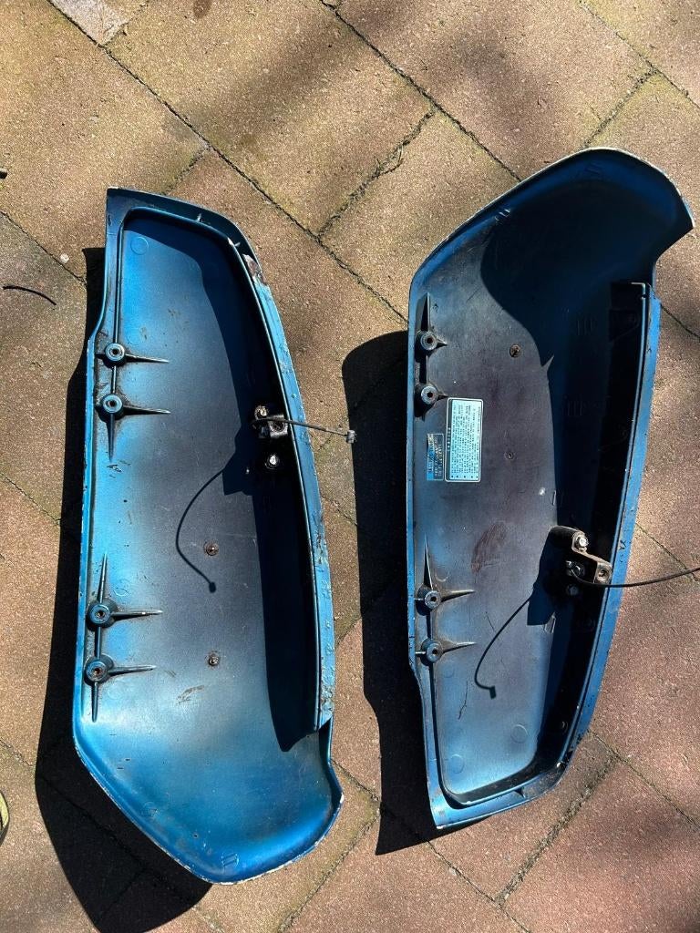 tank zijkappen en accubak zijkappen GL1000 1976 LTD, Motoren, Onderdelen | Honda, Ophalen of Verzenden, Gebruikt