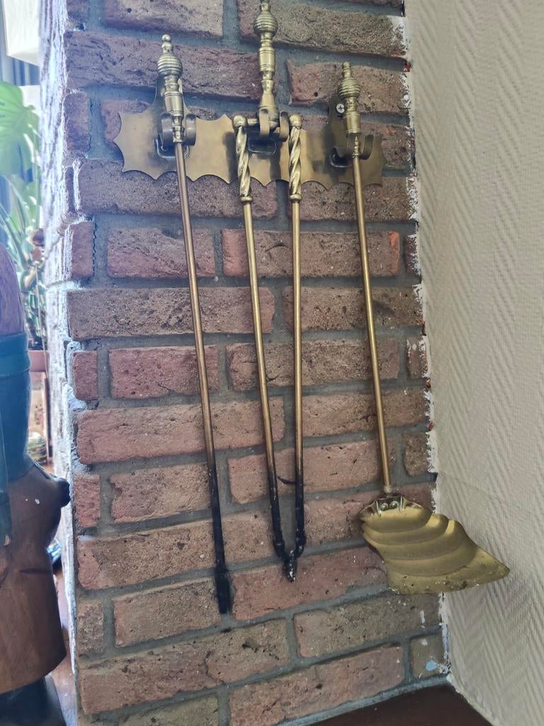 Antieke haard set messing met ophangsysteem, Ophalen of Verzenden, Gebruikt, Vrijstaande haard, Houthaard