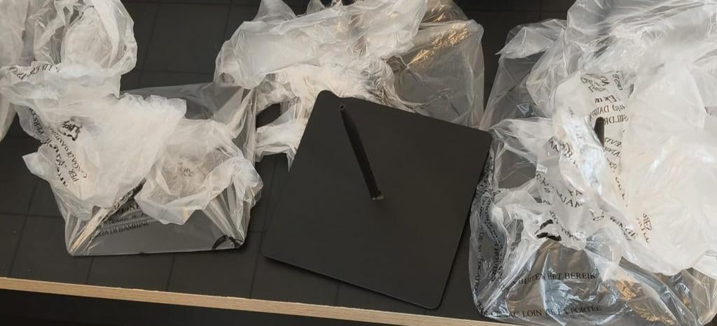 Diverse maten sokkels (bloemschikken), Ophalen