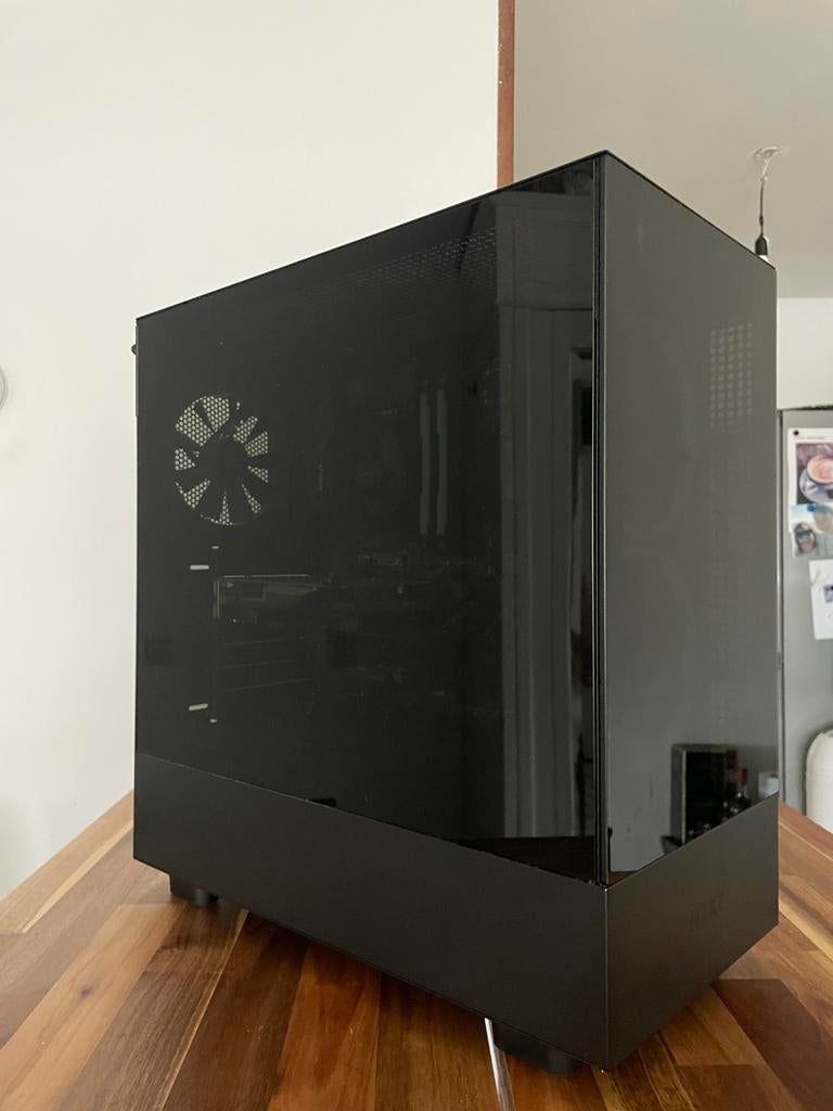 Game Computer - AMD RYZEN 5 5600 Nvidia GTX 1650 16GB RAM, Spelcomputers en Games, 1 speler, Ophalen of Verzenden, Zo goed als nieuw