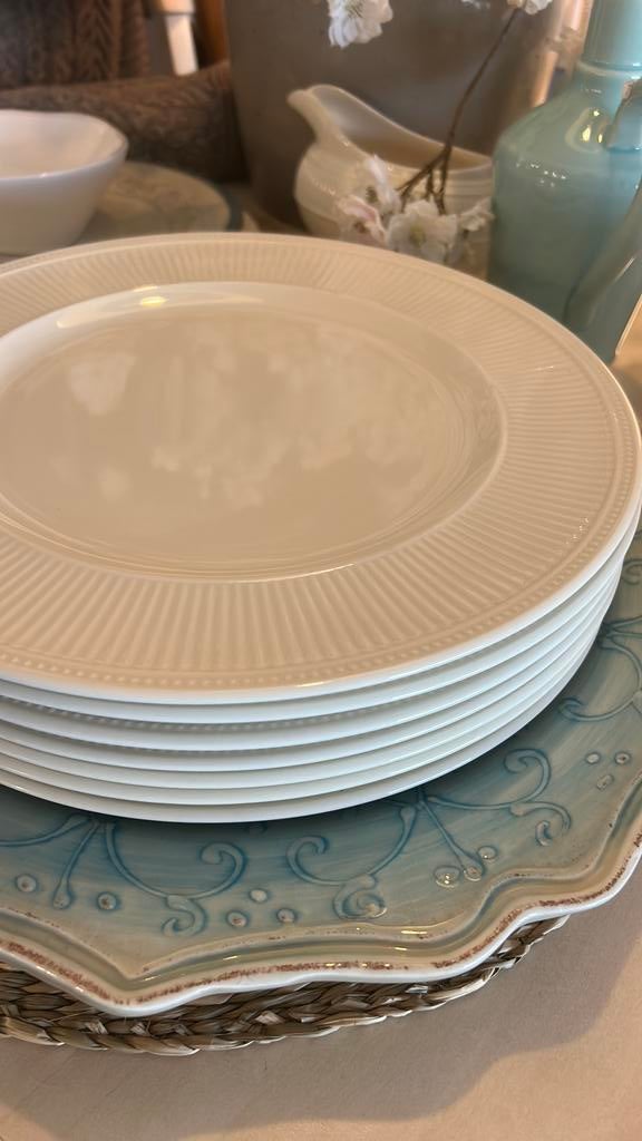 8 Wedgwood dinner plates 31 cm edmé, Ophalen, Zo goed als nieuw, Bord(en), Wedgwood