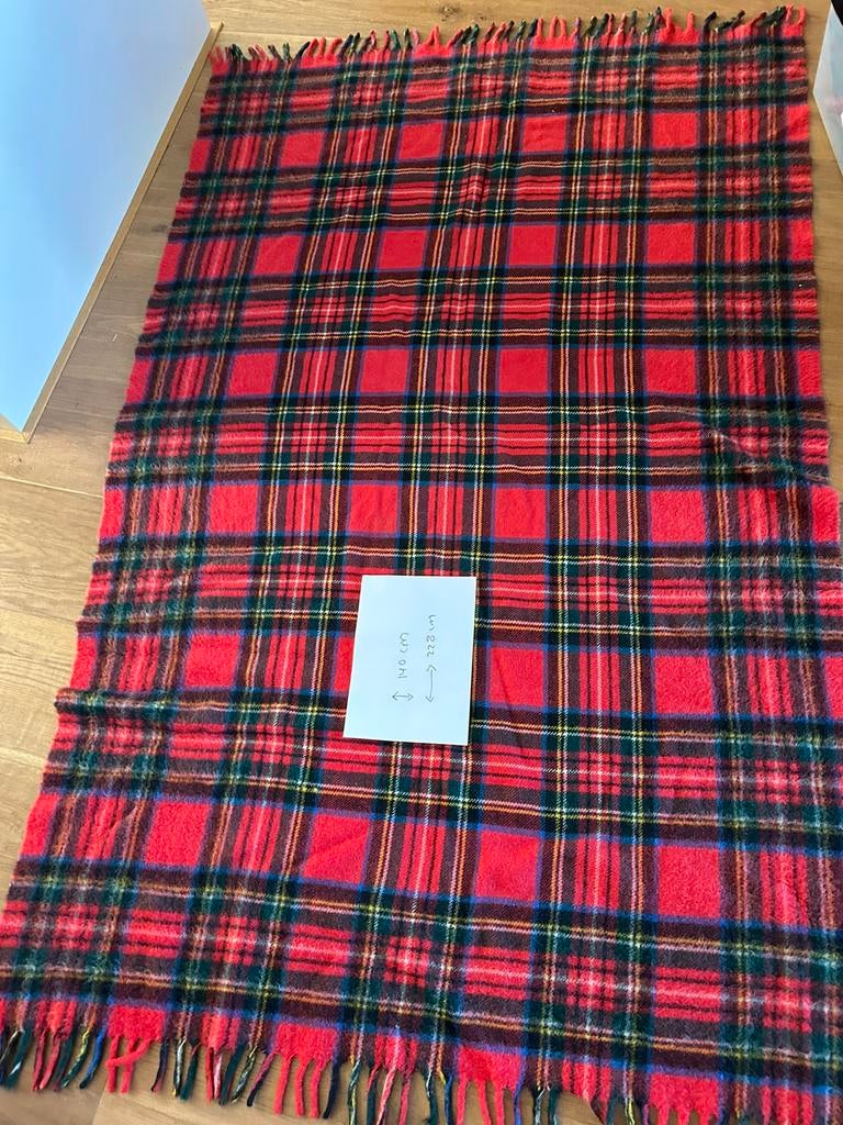 Vintage mooie deken rood met ruiten engels wollen deken, Ophalen of Verzenden, Zo goed als nieuw