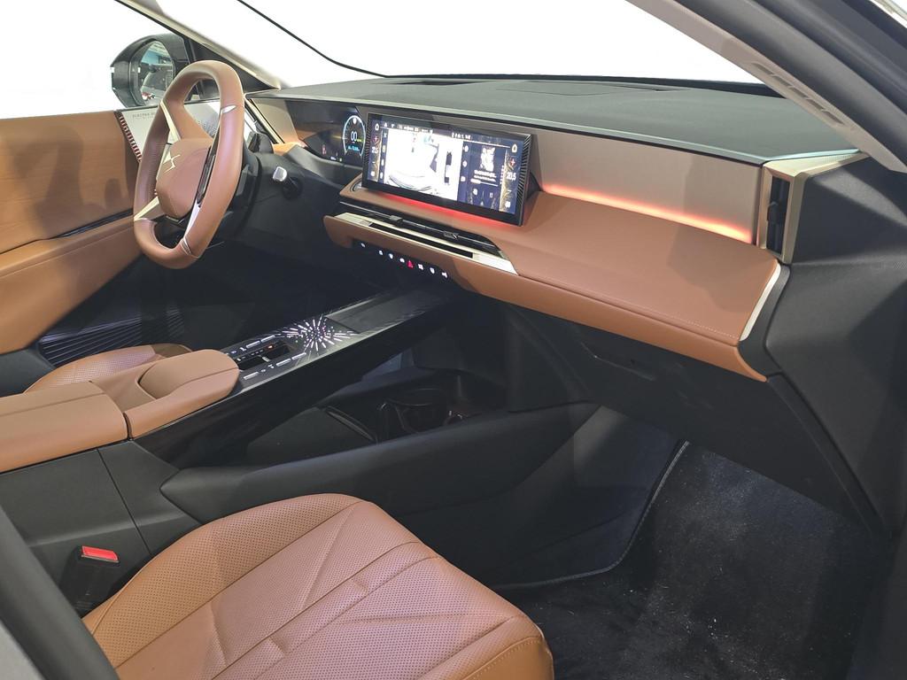 DS No 8 Long Range Étoile Absolute Comfort Tech 97 kWh | Le, Auto's, DS, 12 maanden, Stof, SUV of Terreinwagen, Zilver of Grijs