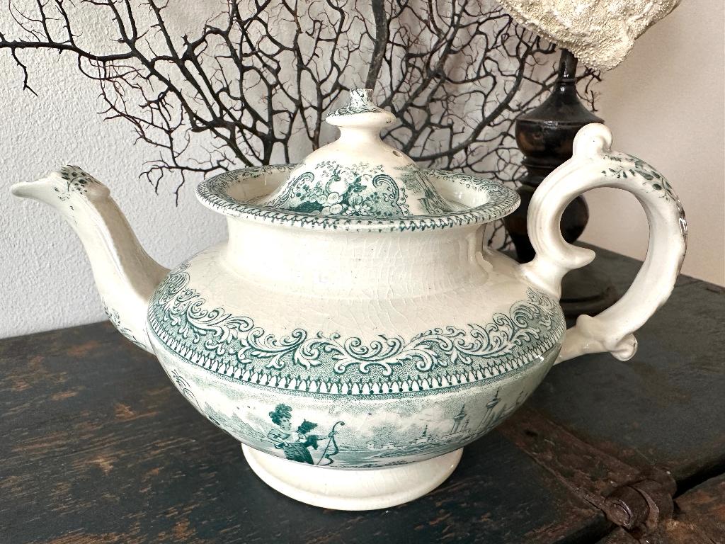 Antieke groene theepot!, Antiek en Kunst, Antiek | Servies los, Ophalen of Verzenden