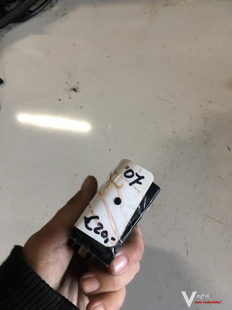 Vw Fox Relaisbwjr 2007       nr  520 941 589, Gebruikt, -, -, Ophalen of Verzenden