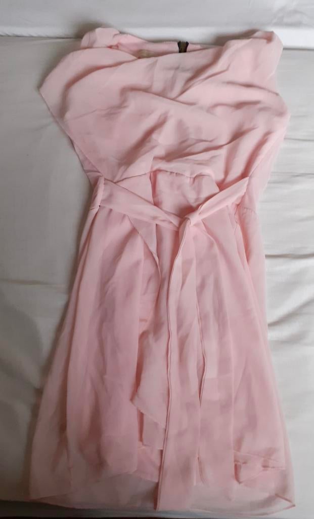 Fame lichtroze jurk, maat M, Kleding | Dames, Ophalen of Verzenden, Nieuw, Maat 38/40 (M), Roze