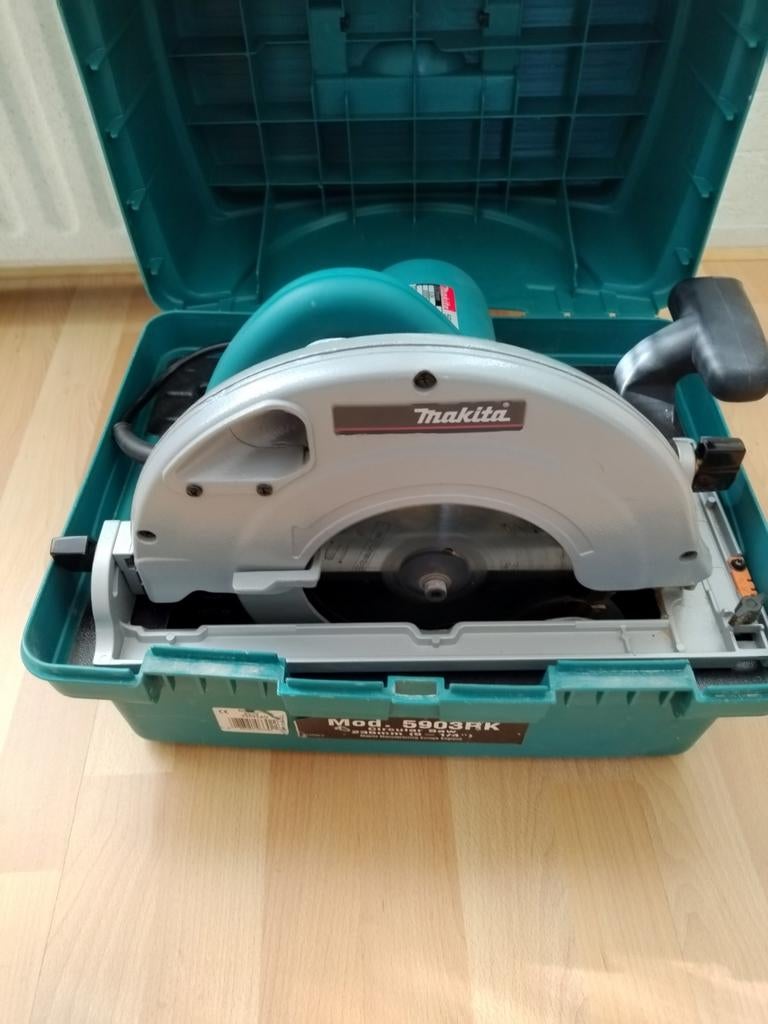 Makita 5903R cirkelzaag 235 mm. Zaagblad, Ophalen, 1200 watt of meer, Cirkelzaag, 30 tot 70 mm