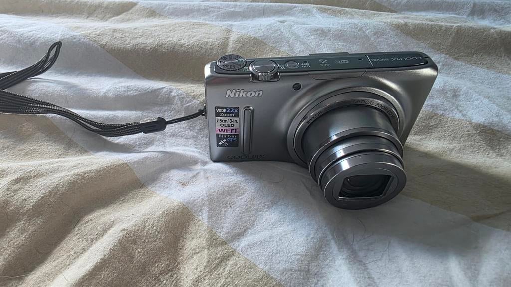 Nikon Coolpix S9500 compleet, Audio, Tv en Foto, Fotocamera's Digitaal, Ophalen of Verzenden, Zo goed als nieuw, Nikon, 8 keer of meer