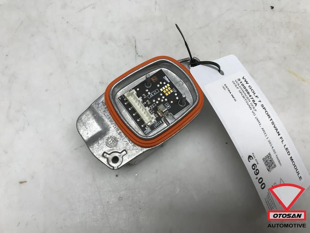 VW Golf 7 Sportsvan Facelift Koplamp LED Module 510998478A, Auto-onderdelen, Verlichting, Gebruikt, Volkswagen, Volkswagen AG