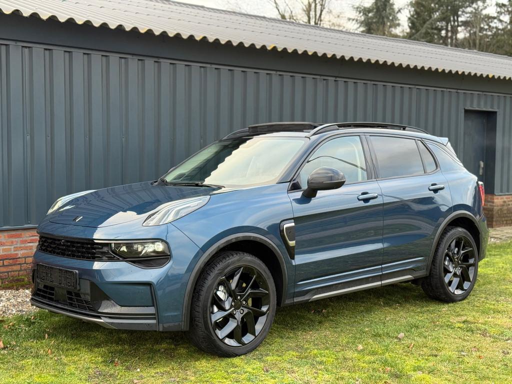 Lynk & Co 01 1.5 Plug in Hybrid Black Edition Bomvol, Auto's, Euro 6, Plug-in hybride, Bedrijf, 1854 kg