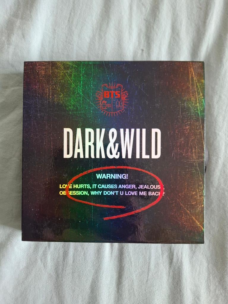 BTS Dark & Wild, Verzamelen, Muziek, Artiesten en Beroemdheden, Ophalen of Verzenden, Zo goed als nieuw, Cd of Plaat