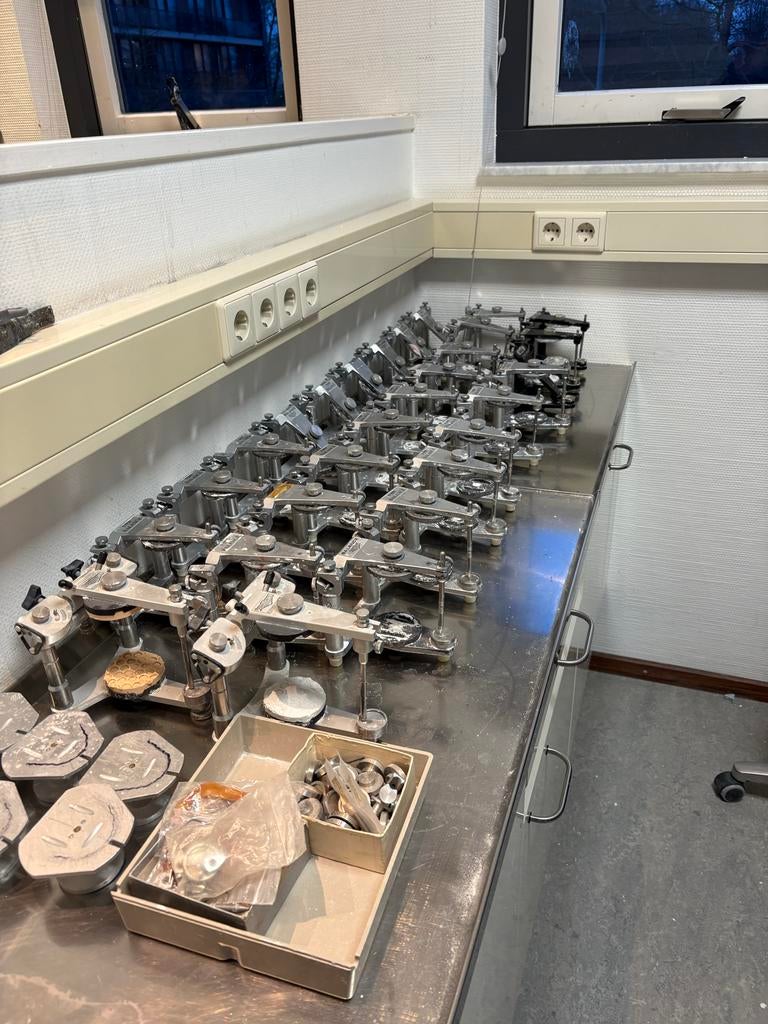 Partij dentale articulatoren - Ideaal voor tandtechniek, Ophalen