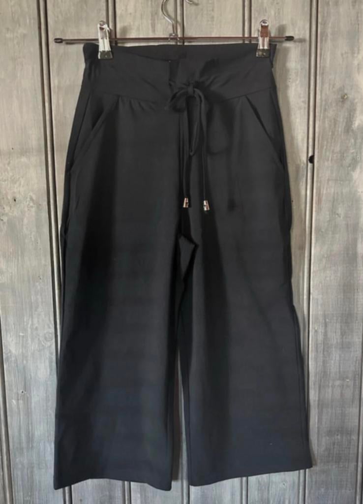 Mi Piace travelstof capri, wide maat: XS Zwart, Zwart, Nieuw, Ophalen of Verzenden, Driekwart