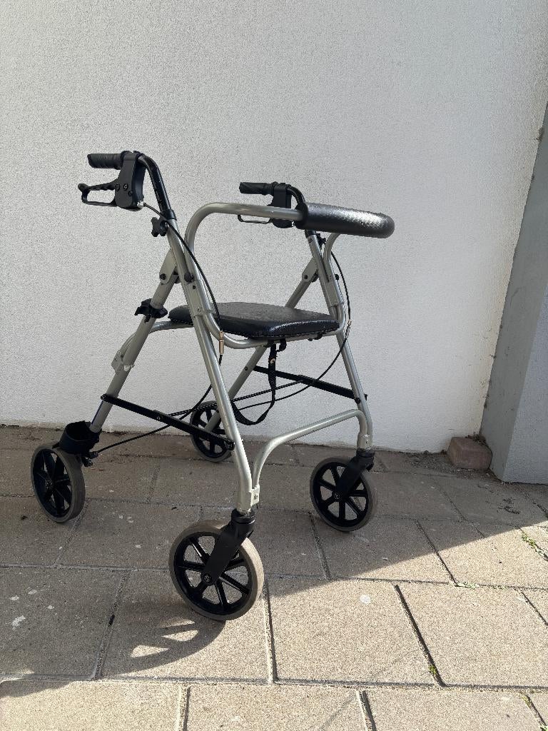 Rollator lichtgewicht vegro grijs, Ophalen, Gebruikt, ., .